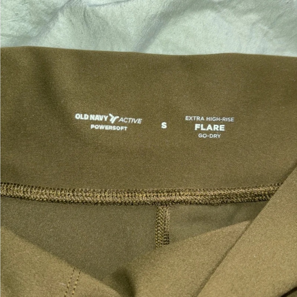 Old Navy Women's Flare Leggings